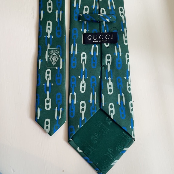 Authentic Gucci Silk Tie - Picture 3 of 4